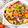 Panzanella - włoska sałatka z chleba i pomidorów
