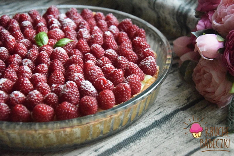 TARTA Z MALINAMI I BUDYNIEM