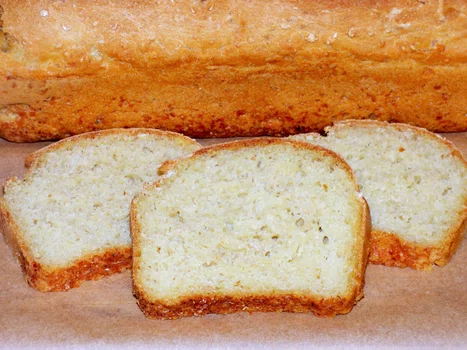 Chleb pszenno - kukurydziany z płatkami owsianymi na drożdżach