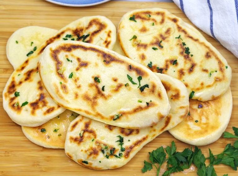 Chlebki naan