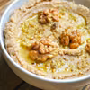 Hummus daktylowy z orzechami