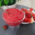 Sorbet arbuzowy z dodatkiem truskawek z wyciskarki wolnoobrotowej Hurom H 100s