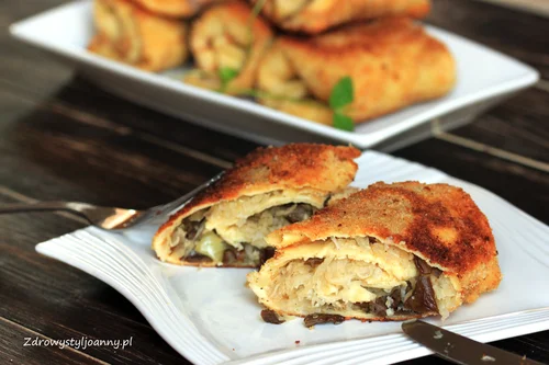 Krokiety z kapustą i grzybami.