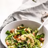 Krewetki z pesto z rukoli i spaghetti cukiniowym