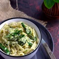 Makaron ze szparagami, cukinią i mascarpone