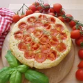 Focaccia z pomidorkami