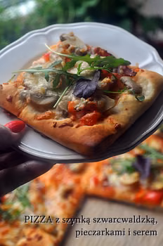 Pizza na winie, czyli pizza z tego co w lodówce .