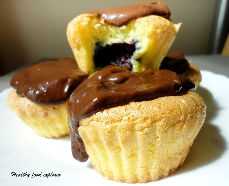 Muffinki omletowe z fit kremem czekoladowym