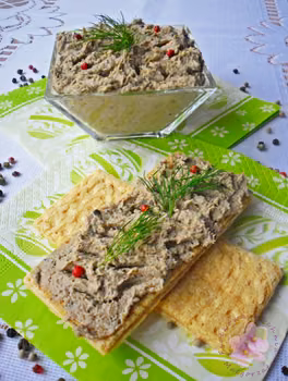 Pasta mięsna z kawiorem z bakłażana