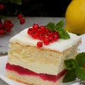 ciasto mleczne z porzeczkową galaretką