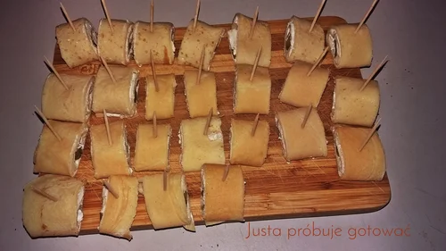 Koreczki naleśnikowe