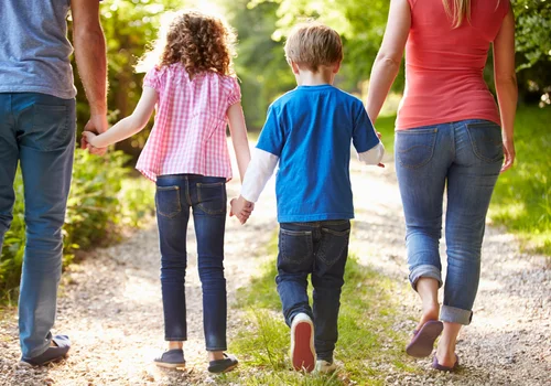 Te 3 grupy rodziców nie dostaną 800 plus w stałym terminie!  Nowy harmonogram wypłat na lipiec 2024