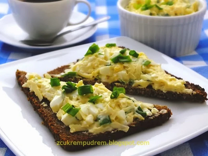 pasta serowo - jajeczna