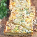 Tarta z gruszkami, orzechami włoskimi i gorgonzolą