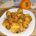 Pieczone czosnkowo-paprykowe ziemniaczki