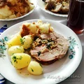 Pieczeń z indyka faszerowana cukinią i pieczarkami