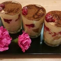 Tiramisu z malinami
