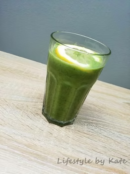 Smoothie szpinakowe ( z kiwi)