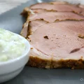 Pieczona łopatka wieprzowa - gyros z sosem jogurtowym