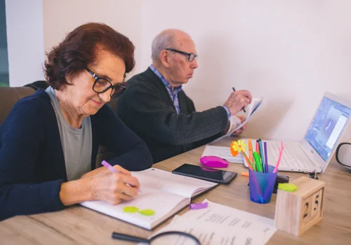 ZUS przeliczył setki tysięcy emerytur czerwcowych! 133 tys. osób otrzymało wyższe świadczenia