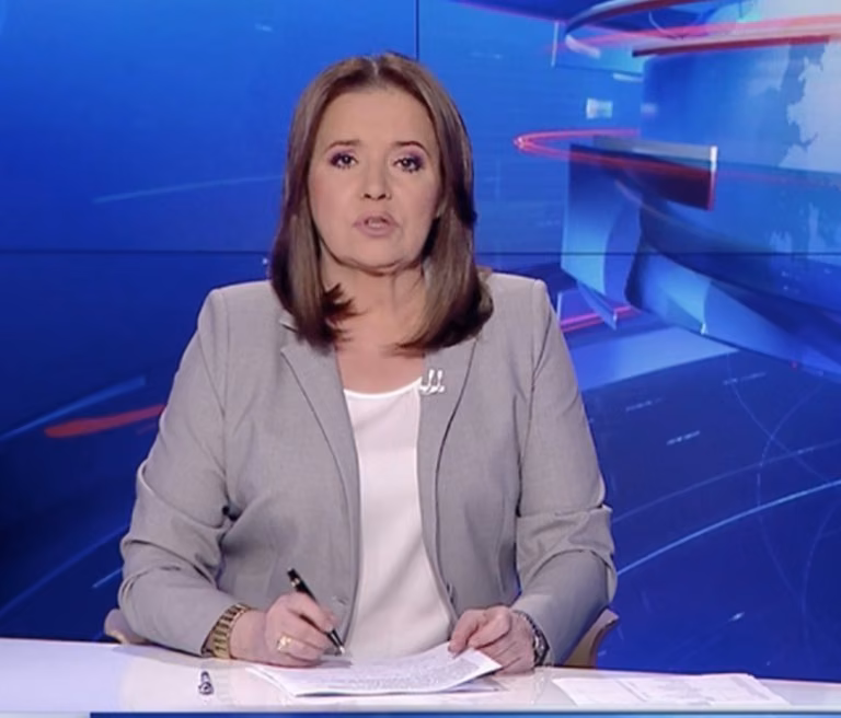 Chora na Covid-19 Danuta Holecka unika rozprawy sądowej, a prowadzi "Wiadomości" TVP?