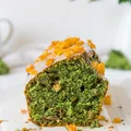 Babka szpinakowa z orzechami