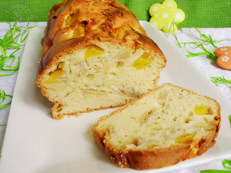 Babka Na Oleju Z Jabłkiem I Brzoskwinią