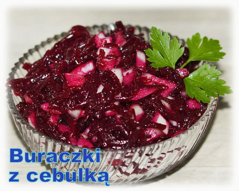 Buraczki z cebulką do obiadu