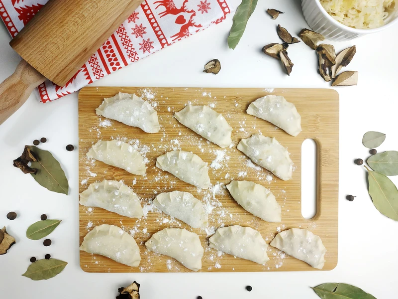 Pierogi z kapustą i grzybami
