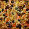 Pizza z kurczakiem, pieczarkami i warzywami