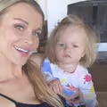 Joanna Krupa tłumaczy się z prowadzenia córki na smyczy. Czy to bezpieczne?