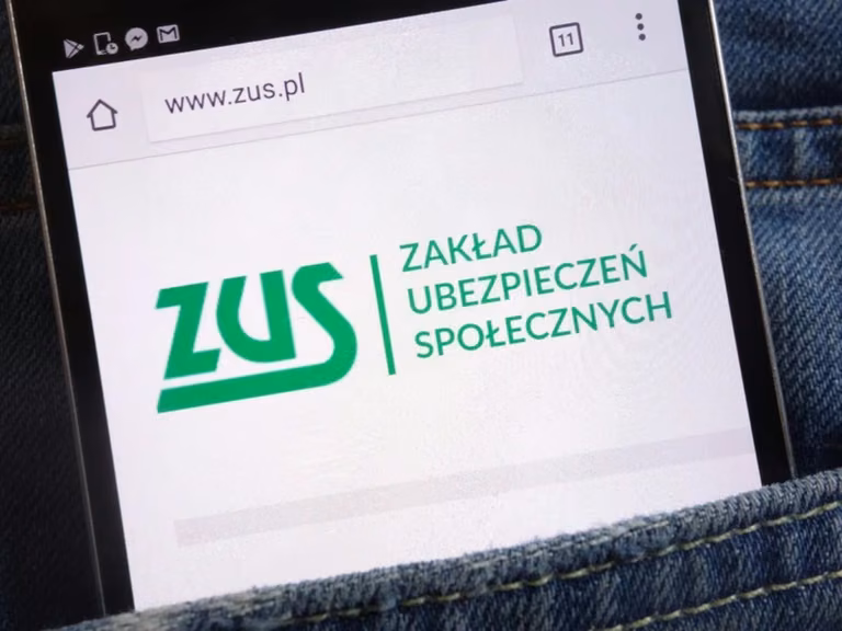 ZUS alarmuje. Za niezłożenie tego dokumentu grozi wysoka kara