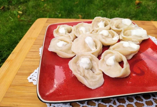 Pielmieni - rosyjskie pierożki z mięsem