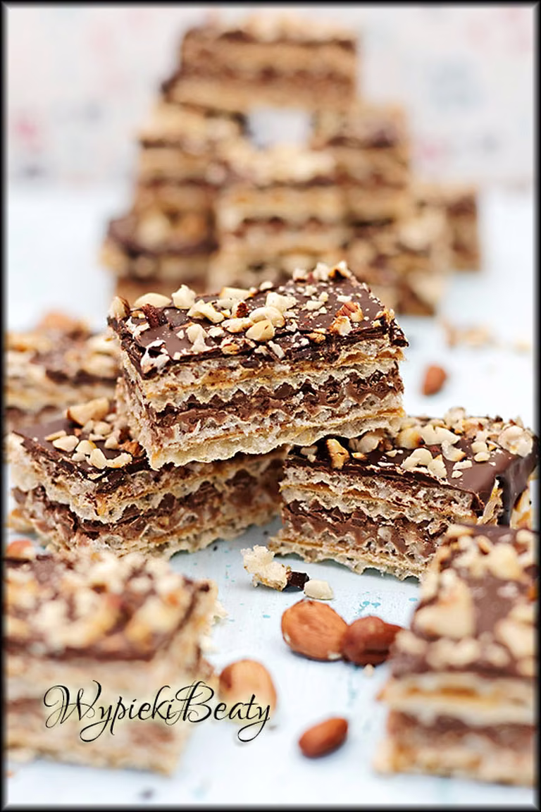 Domowe wafle czekoladowo-orzechowo-kajmakowe