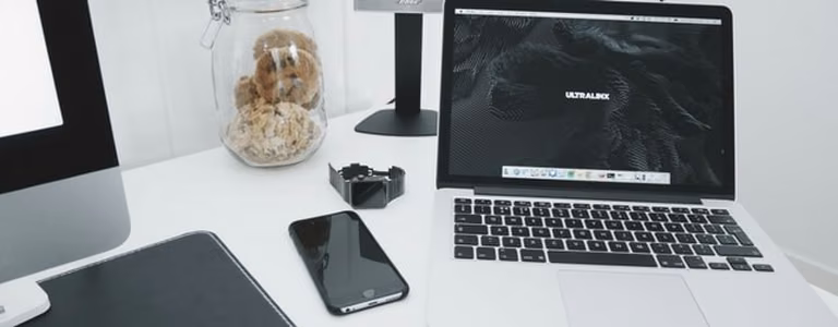 .pl, .com, .net – jaką domenę wybrać?