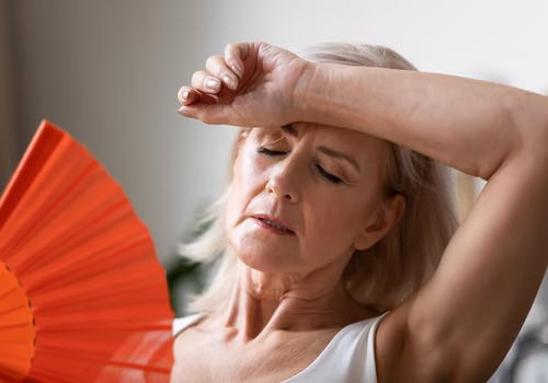 Światowy Dzień Menopauzy i Andropauzy: Zrozumieć Naturalne Procesy Starzenia