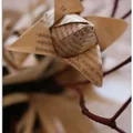 Ikebana z dmuchanych tulipanów