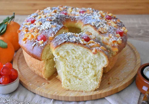 Włoska babka drożdżowa na Św. Trzech Króli z Ligurii