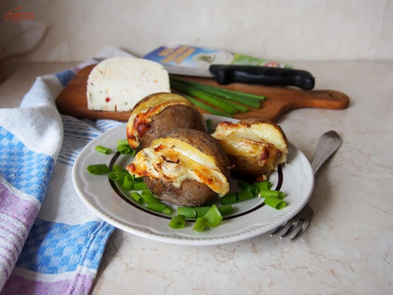 Grillowane ziemniaki z serem