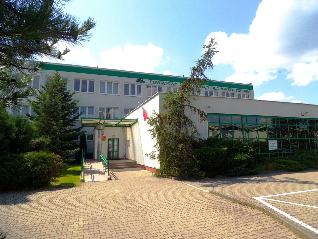 100% zasiłku, rok wsparcia i nowe przywileje! Co czeka bezrobotnych w 2025 roku?