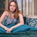 5 objawów zaburzeń hormonalnych, które często mylimy z przemęczeniem! Numer 4 Cię zaskoczy