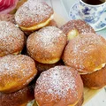 Pączki z budyniem - domowe, ekstra puszyste i mięciutkie