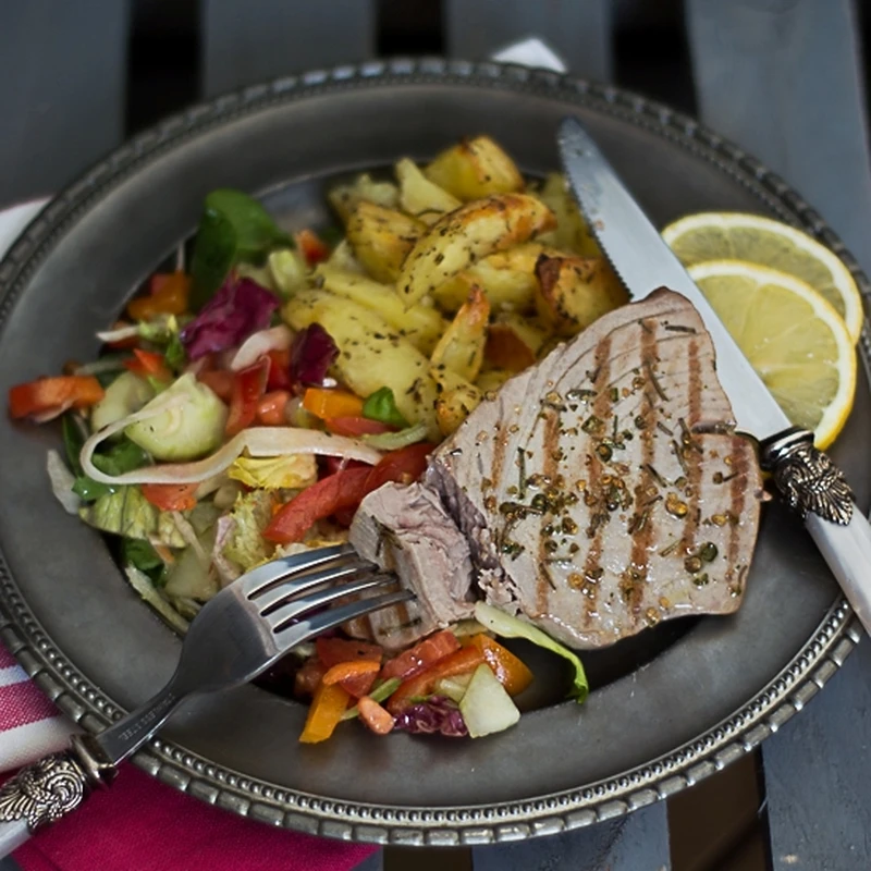 Grillowany stek z tuńczyka