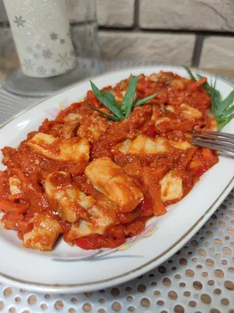 Śledzie w sosie salsa