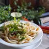 Makaron udon z chilli i szpinakiem