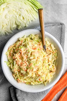 Ulubiony coleslaw w 5 minut (6 składników)