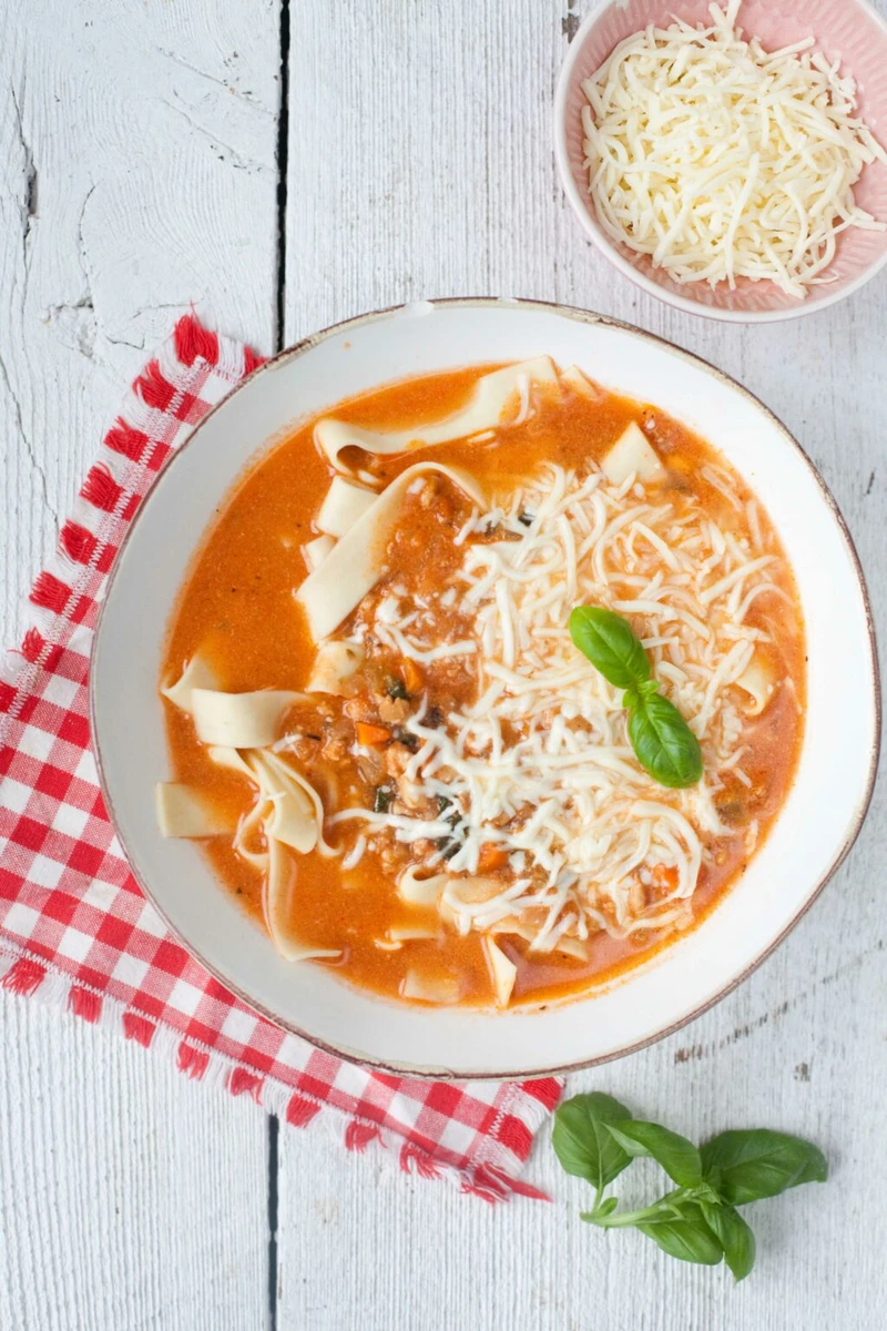 Zupa a la lazania