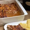 Schab zapiekany pod mięsem mielonym i żółtym serem