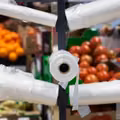Nowe opłaty w supermarketach! Ekologiczna rewolucja w sklepach!