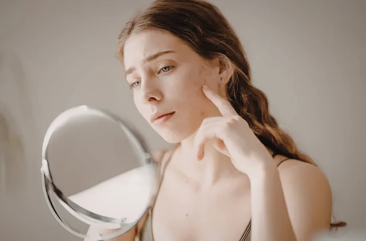 Skóra w kwietniu wariuje - to alergia, hormony czy pielęgnacja?